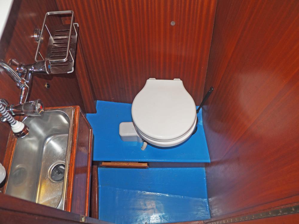 Fore ship, Accommodation